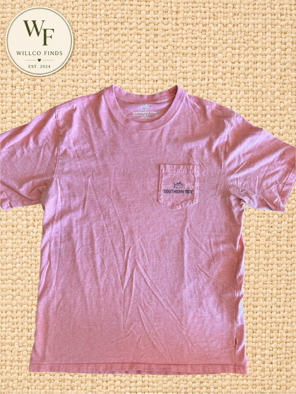 Southern Tide Pink Shark Graphic Pocket Tee Men’s Medium Jaw Ready For This